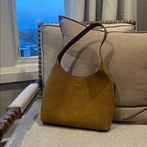 Elegant Tan Leather Hobo Bag